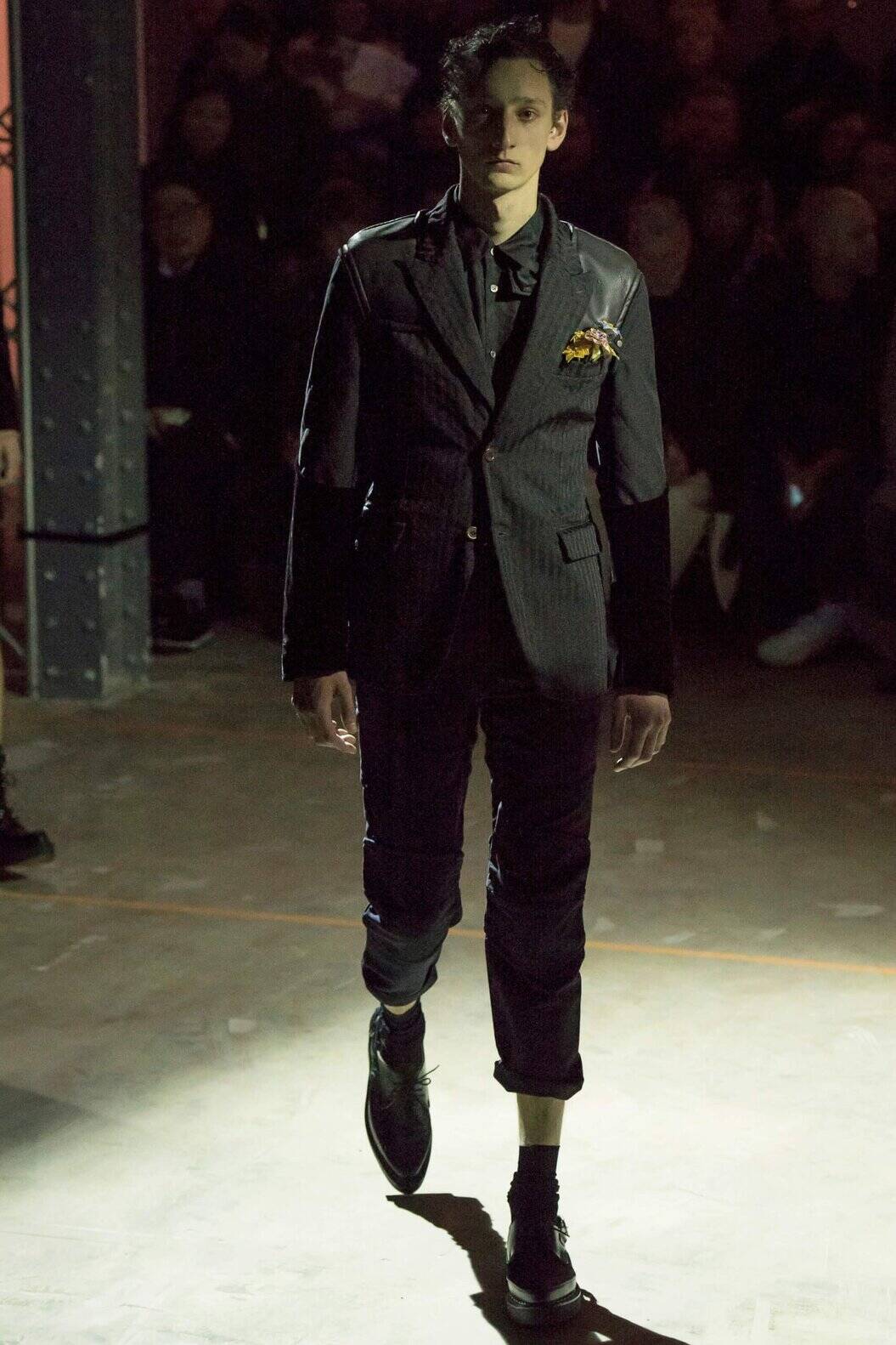 COMME des GARCONS HOMME PLUS 2011 Ａ/W Comme des Garcons Homme Plus Men's RTW Spring 2011
